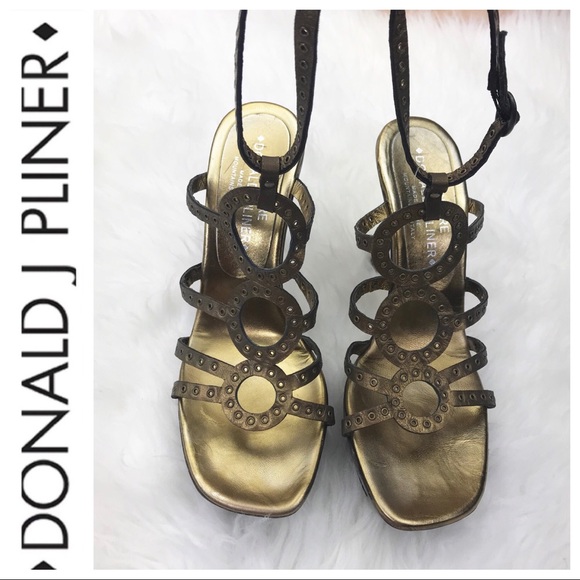 💕SALE💕Donald J Pliner Golden Grommet Strap Heels - Picture 2 of 8